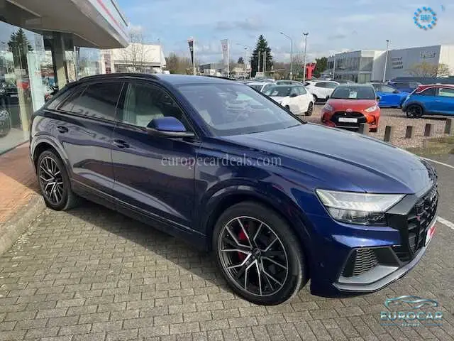 Audi Q8