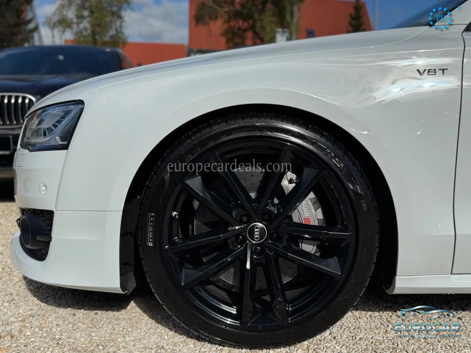 Audi S8