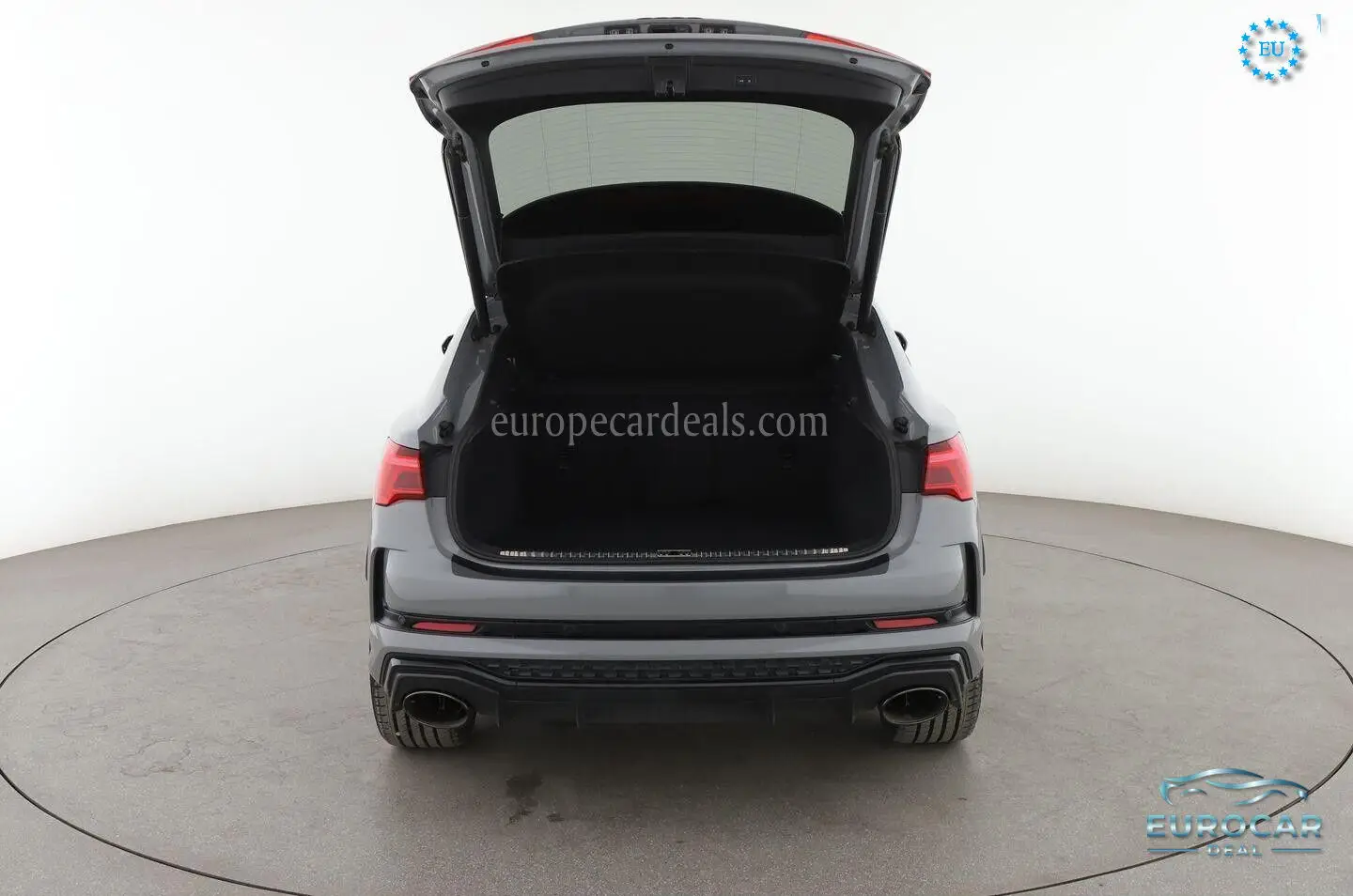 Audi RSQ3