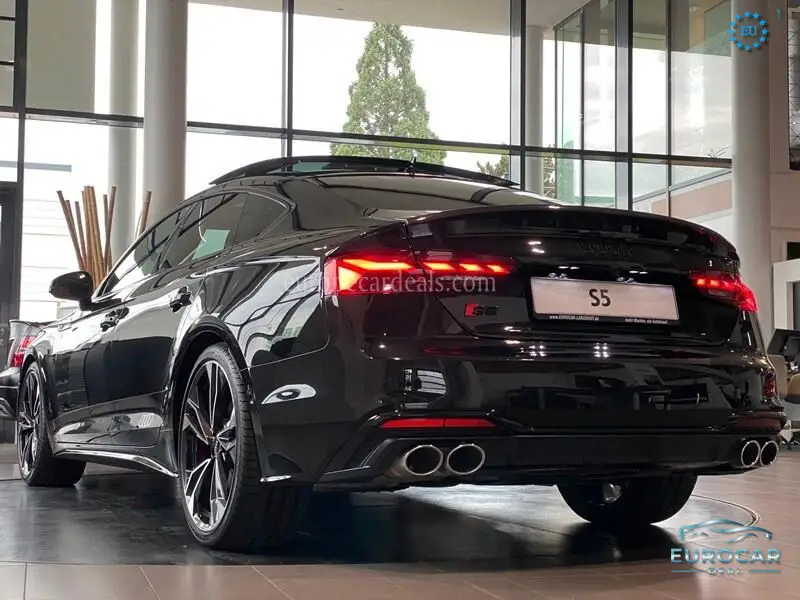 Audi S5