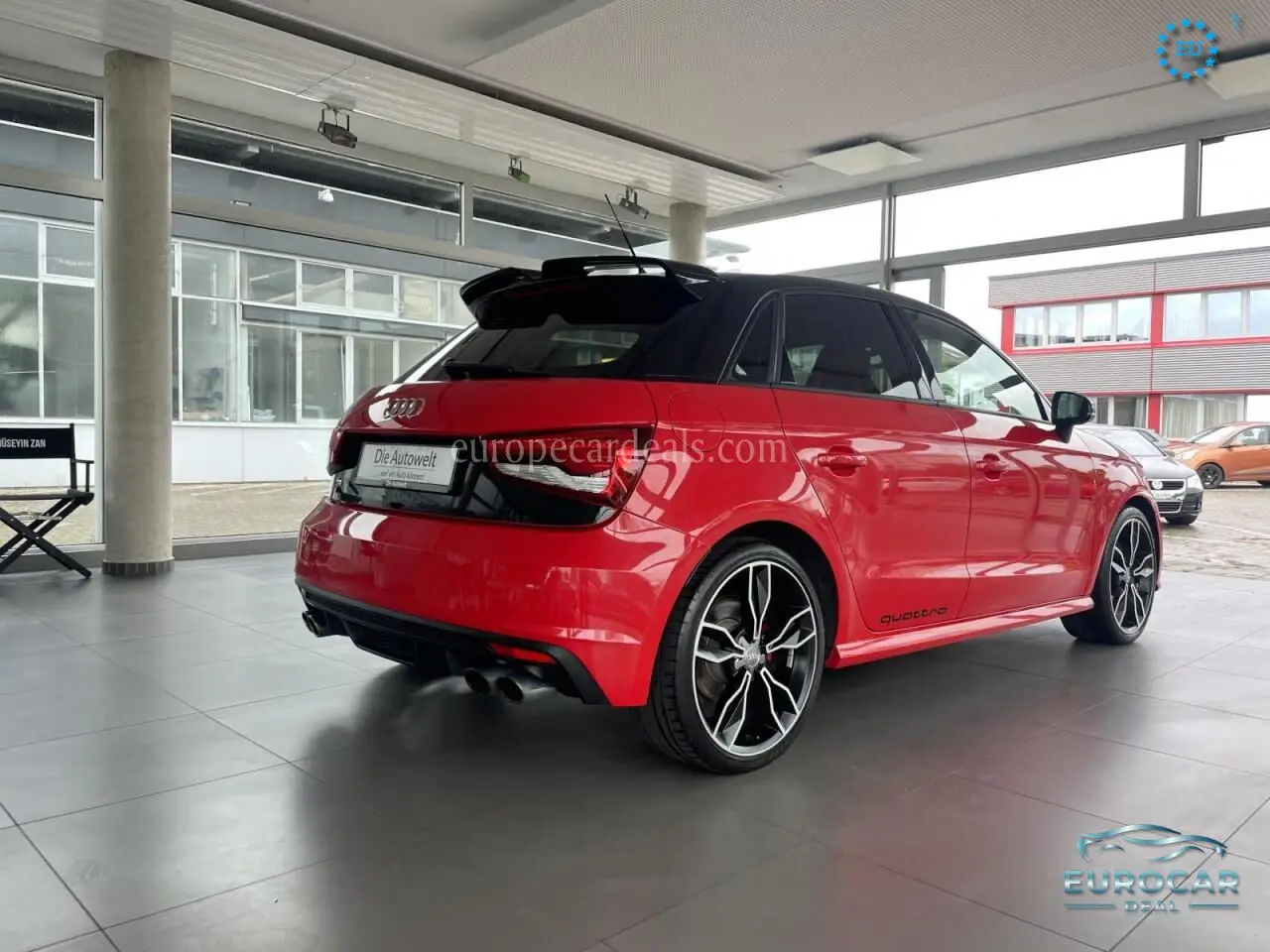Audi S1