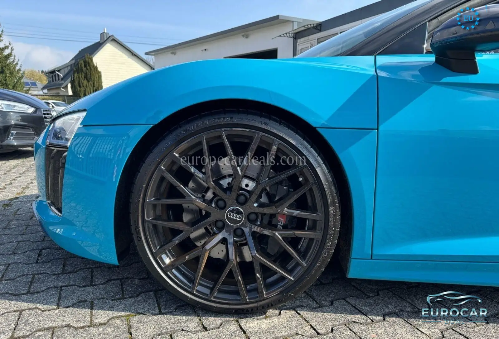 Audi R8