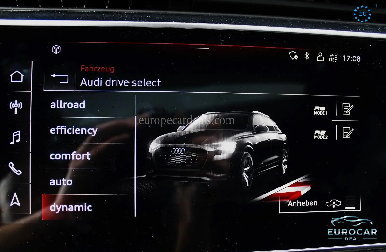 Audi RSQ8