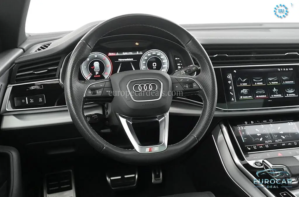 Audi Q8