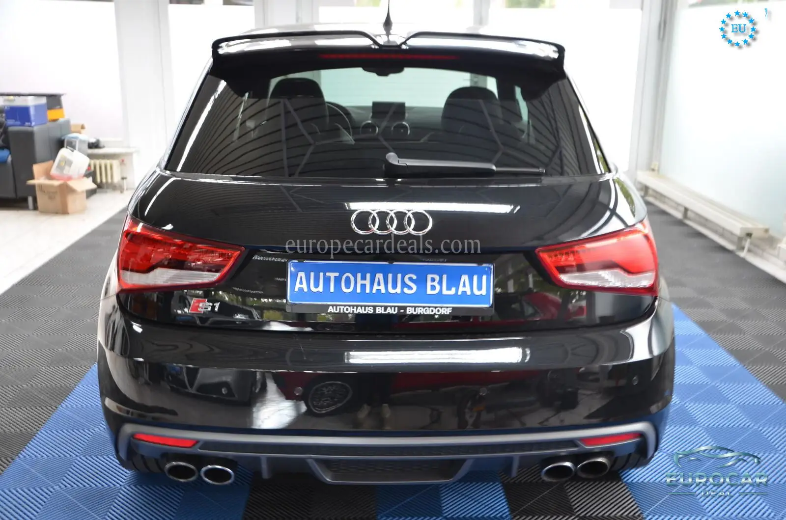 Audi S1