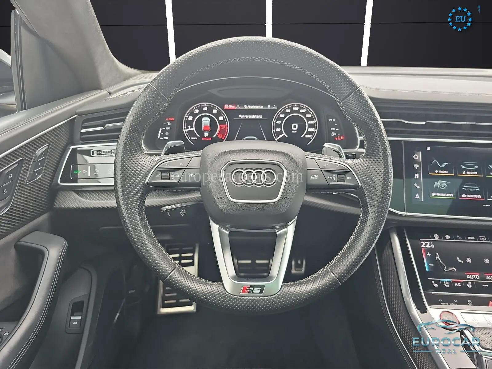 Audi RSQ8
