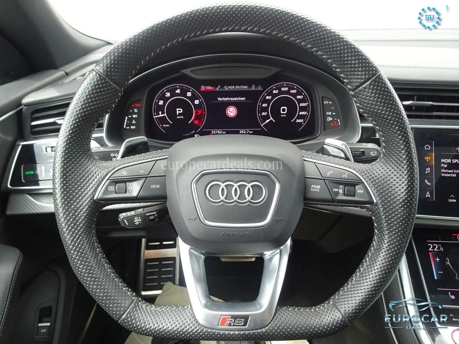 Audi RSQ8