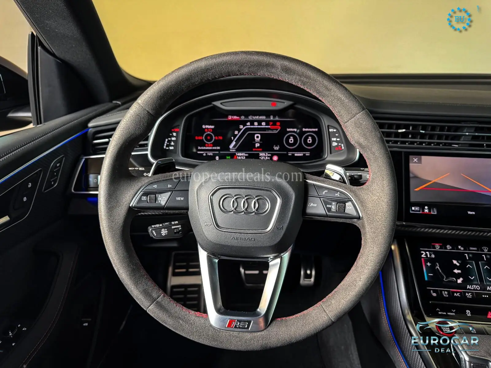 Audi RSQ8