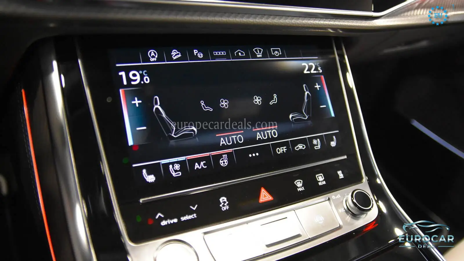 Audi RSQ8
