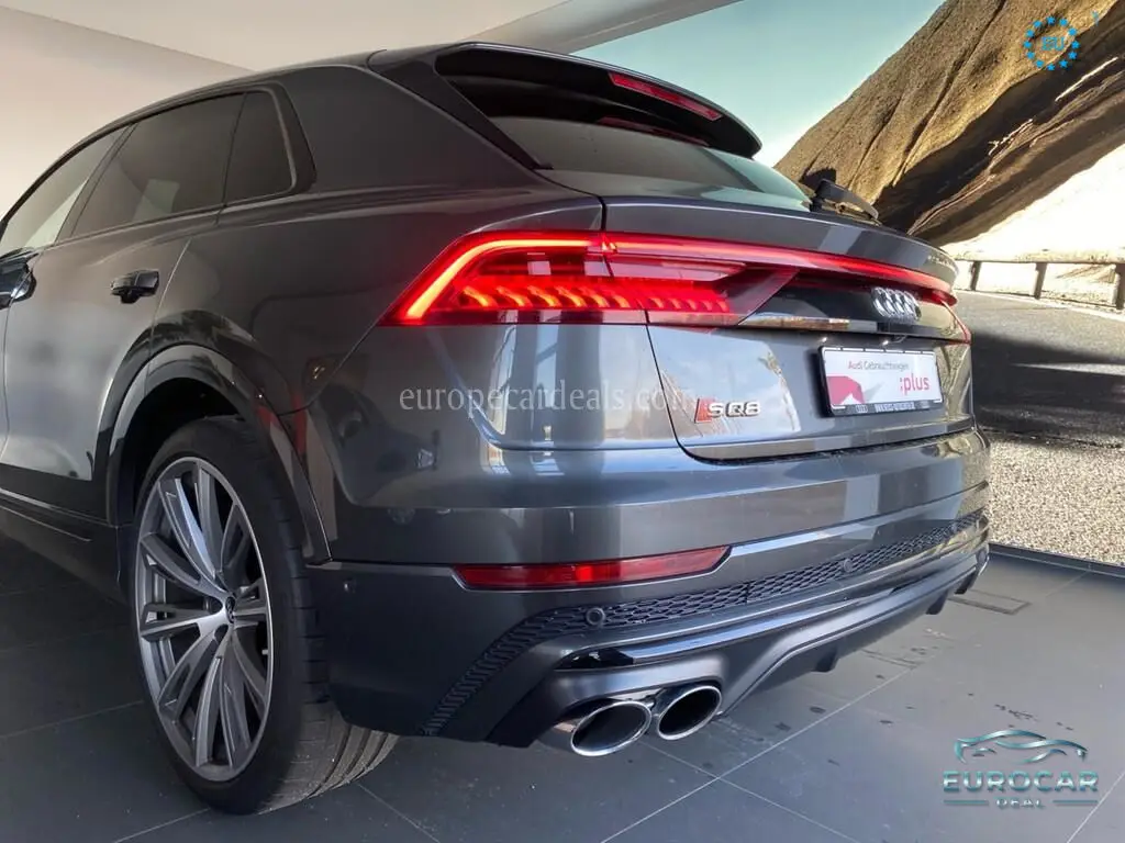 Audi SQ8