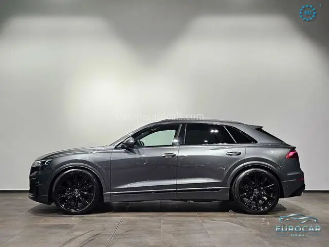 Audi SQ8