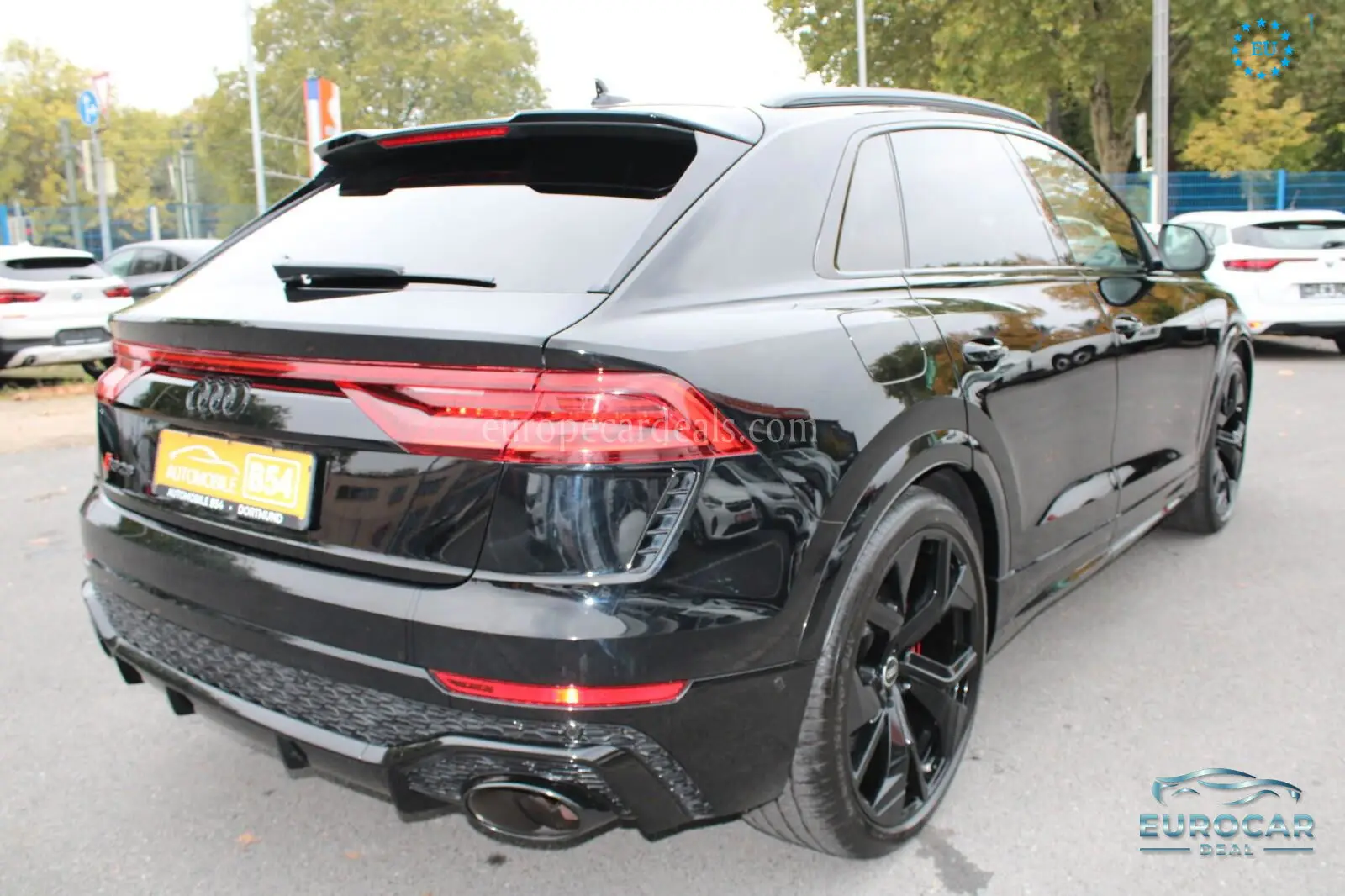 Audi RSQ8