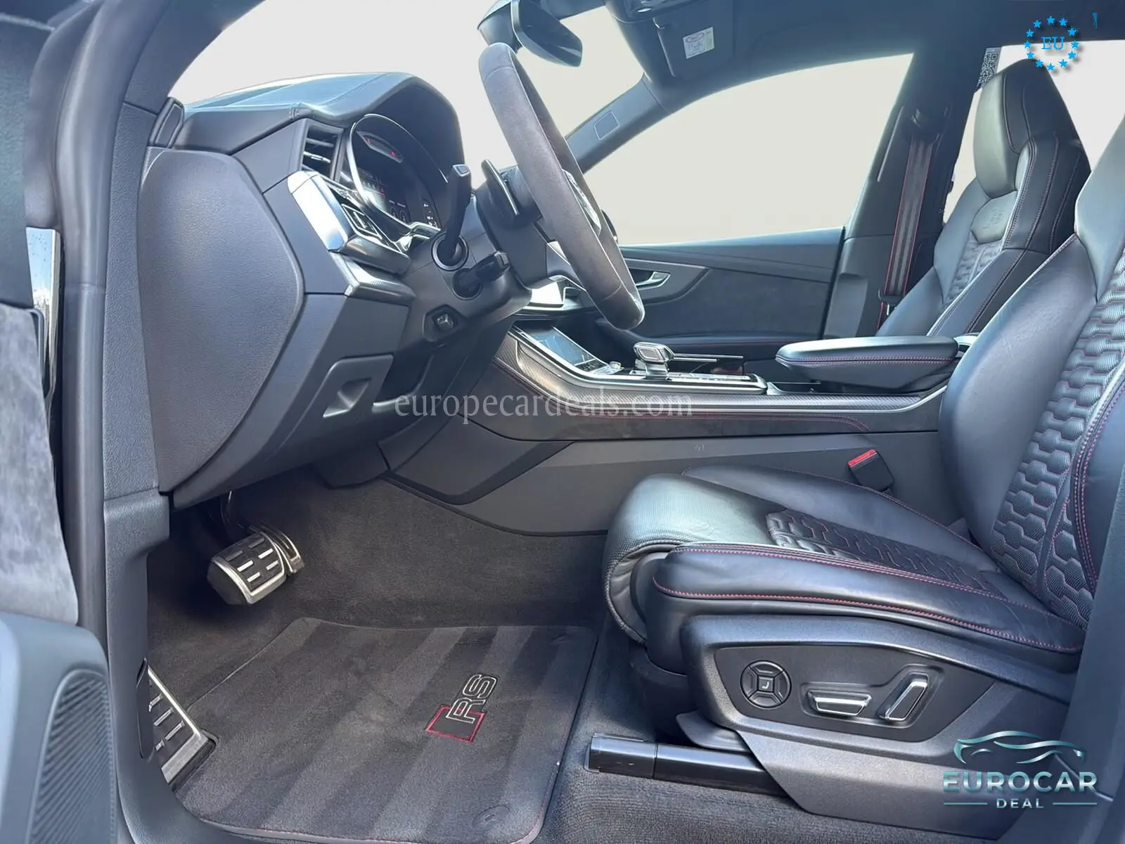 Audi RSQ8