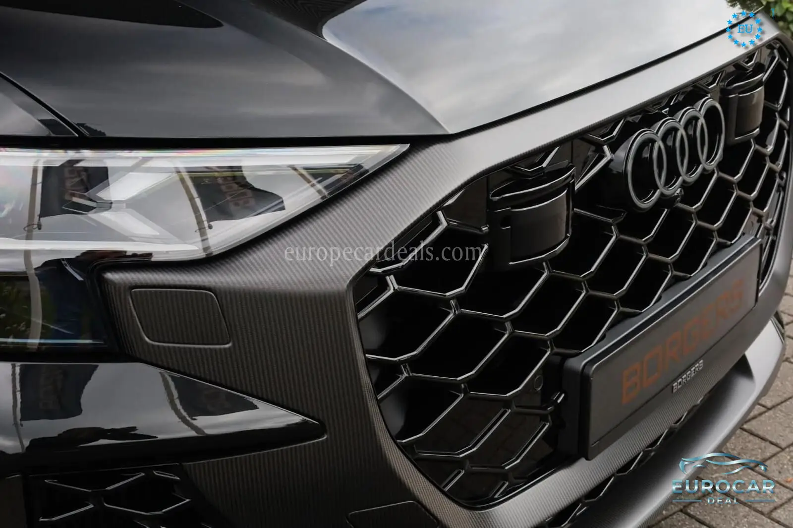 Audi RSQ8