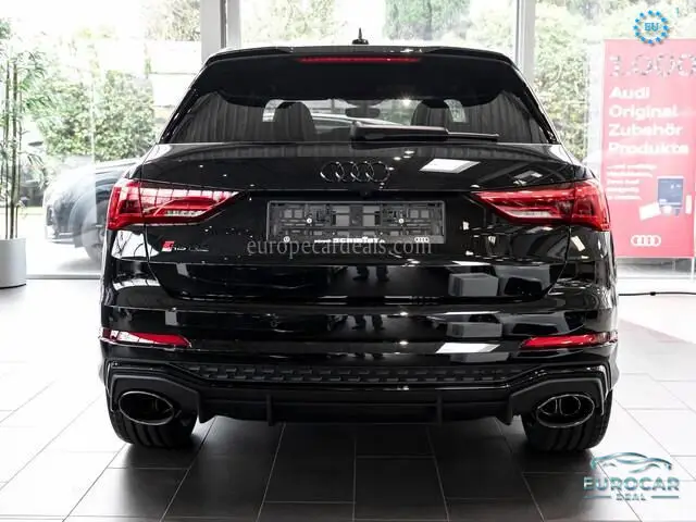 Audi RSQ3