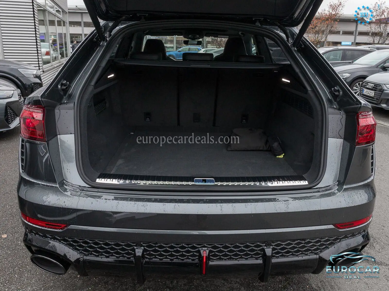 Audi RSQ8
