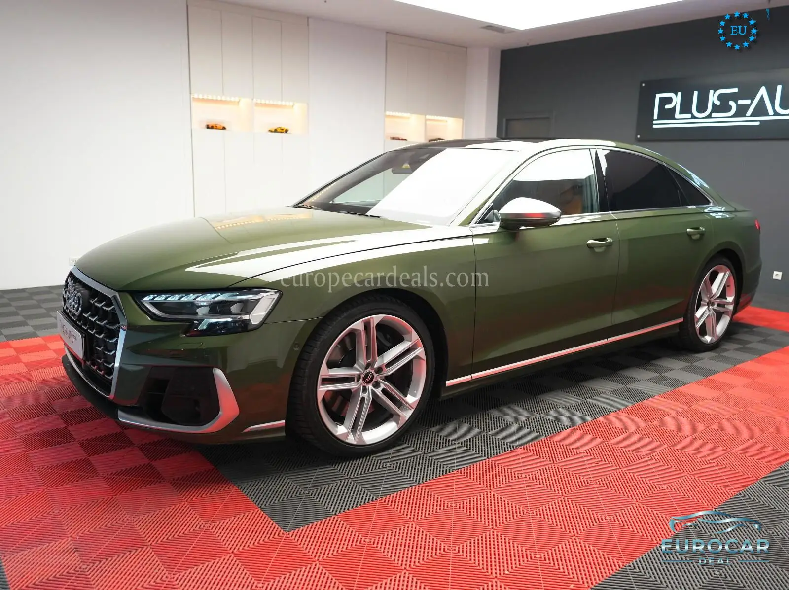 Audi S8