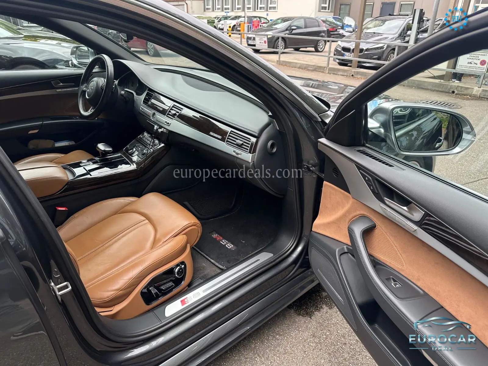 Audi S8