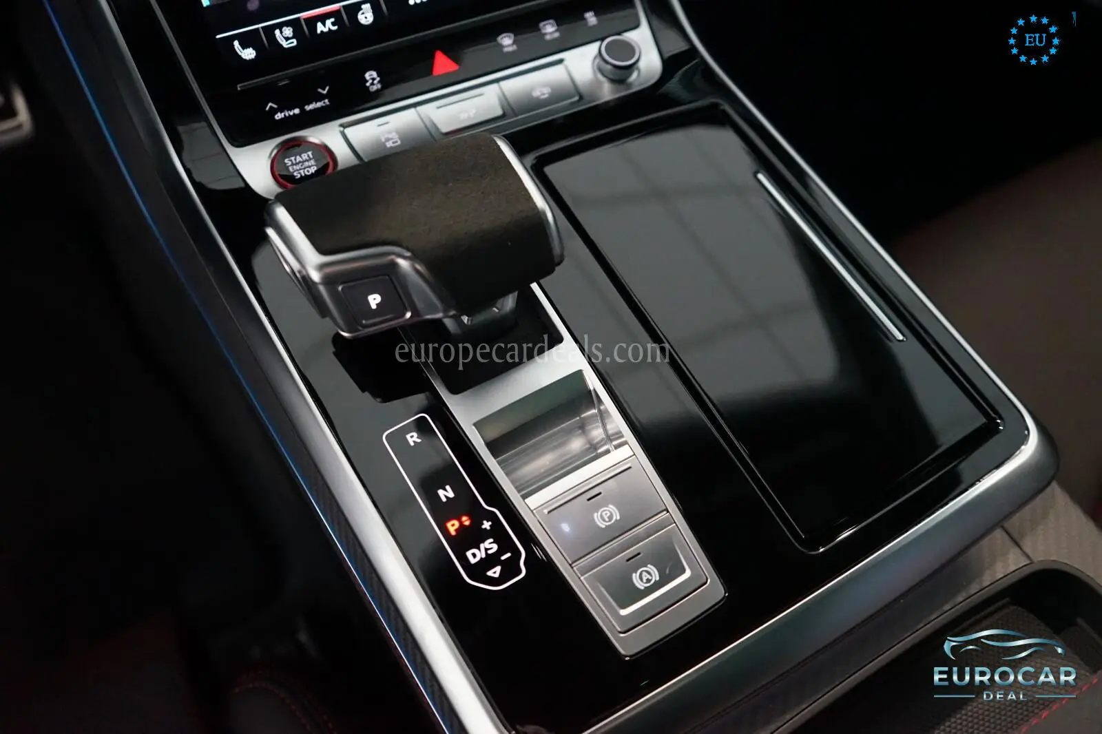 Audi RSQ8