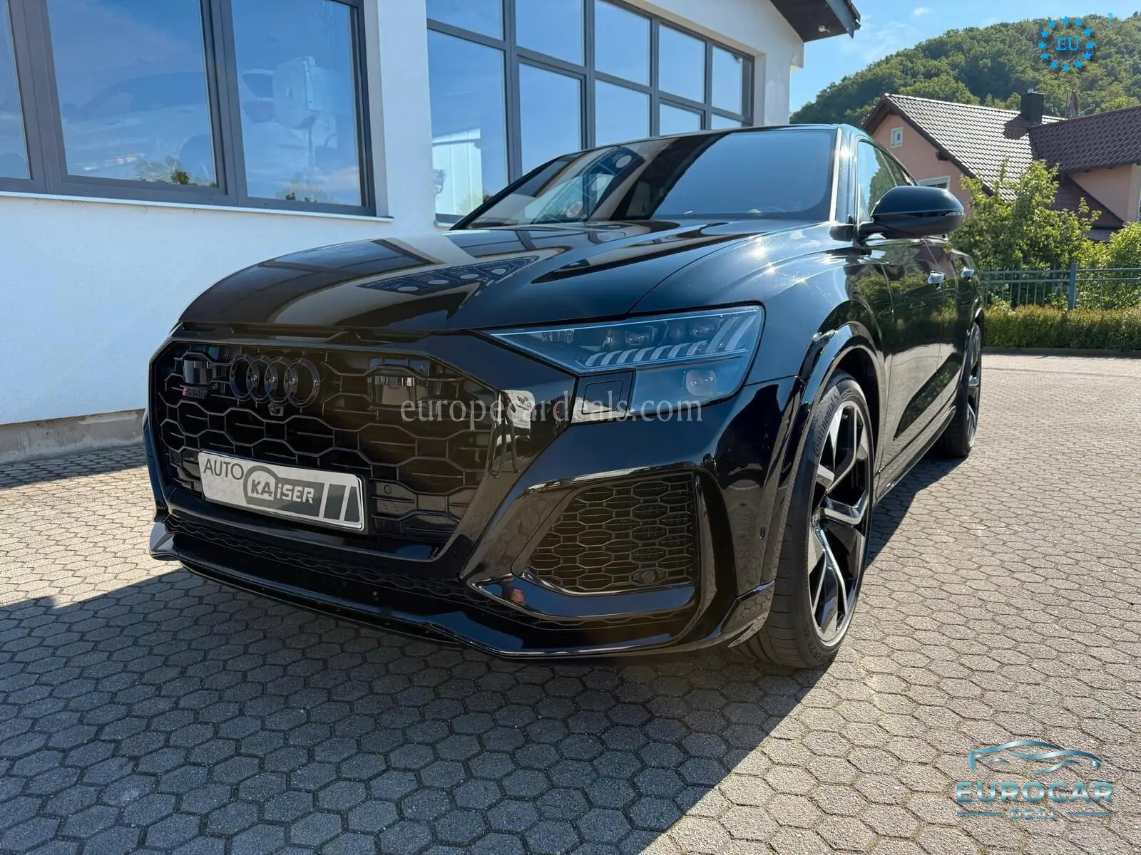 Audi RSQ8