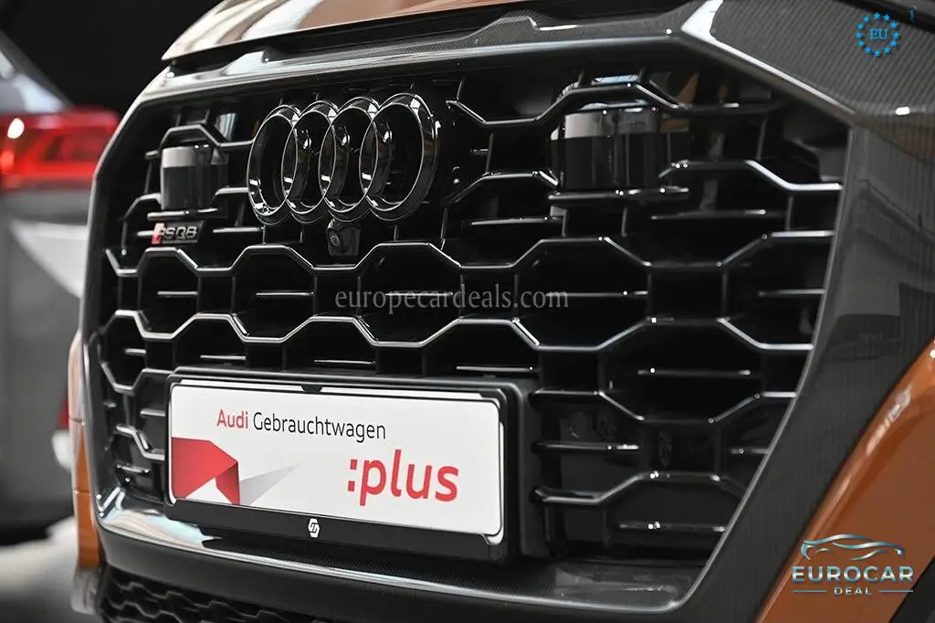 Audi RSQ8