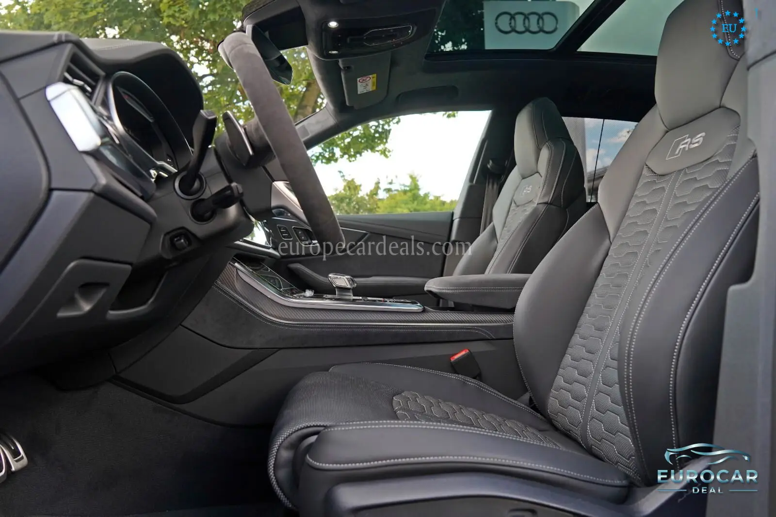 Audi RSQ8