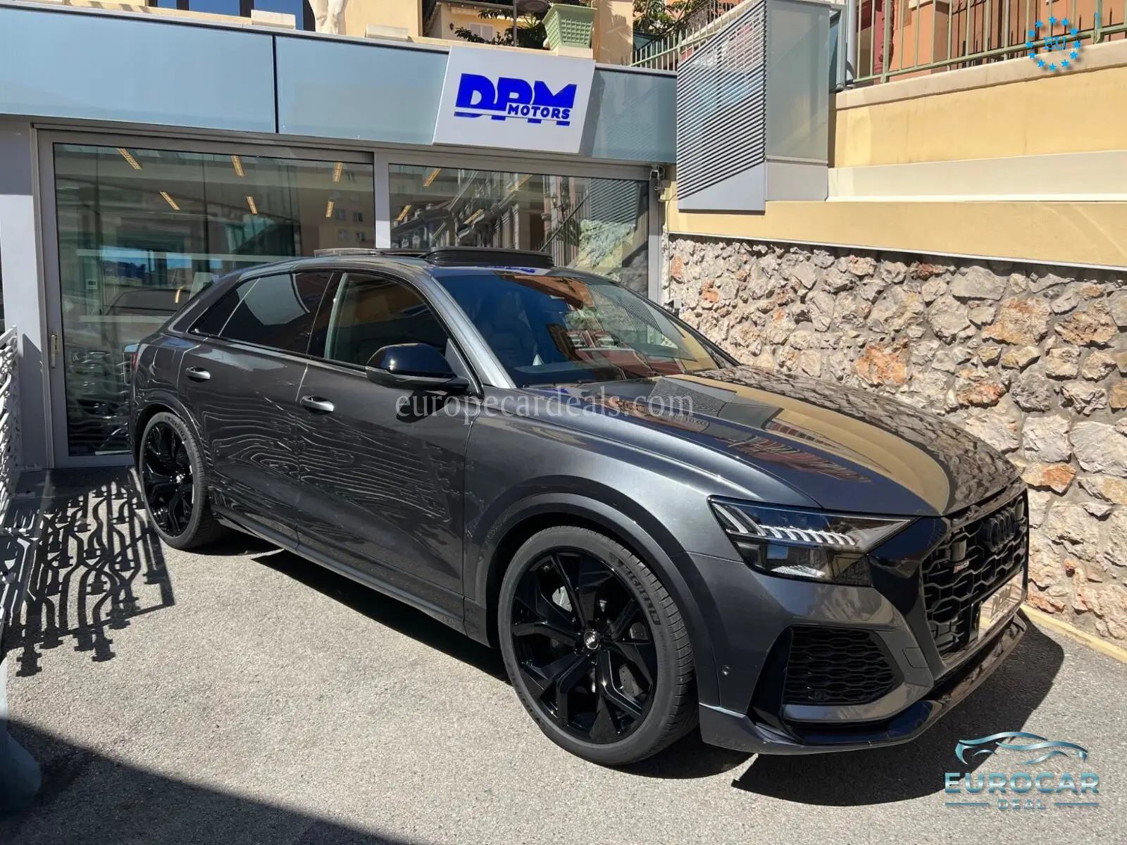 Audi RSQ8