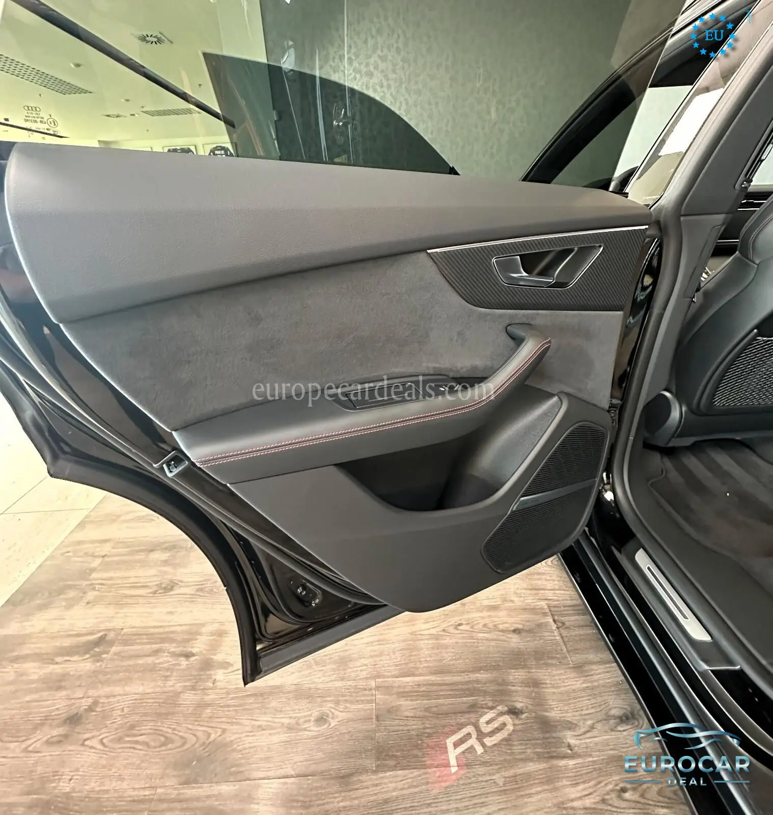 Audi RSQ8