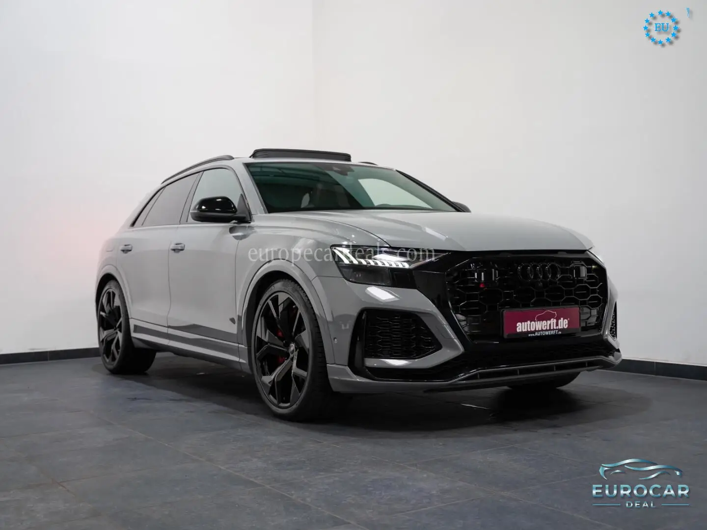 Audi RSQ8