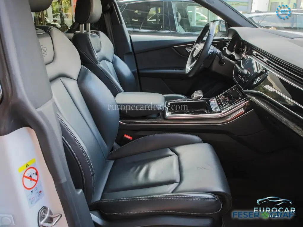 Audi SQ8