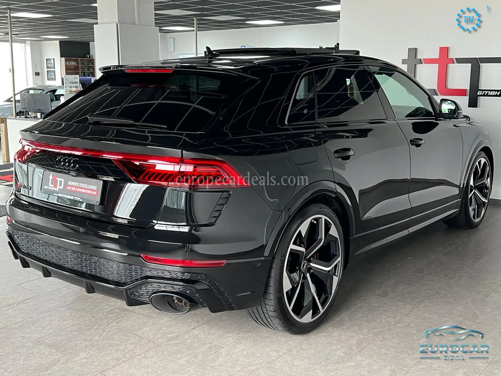 Audi RSQ8