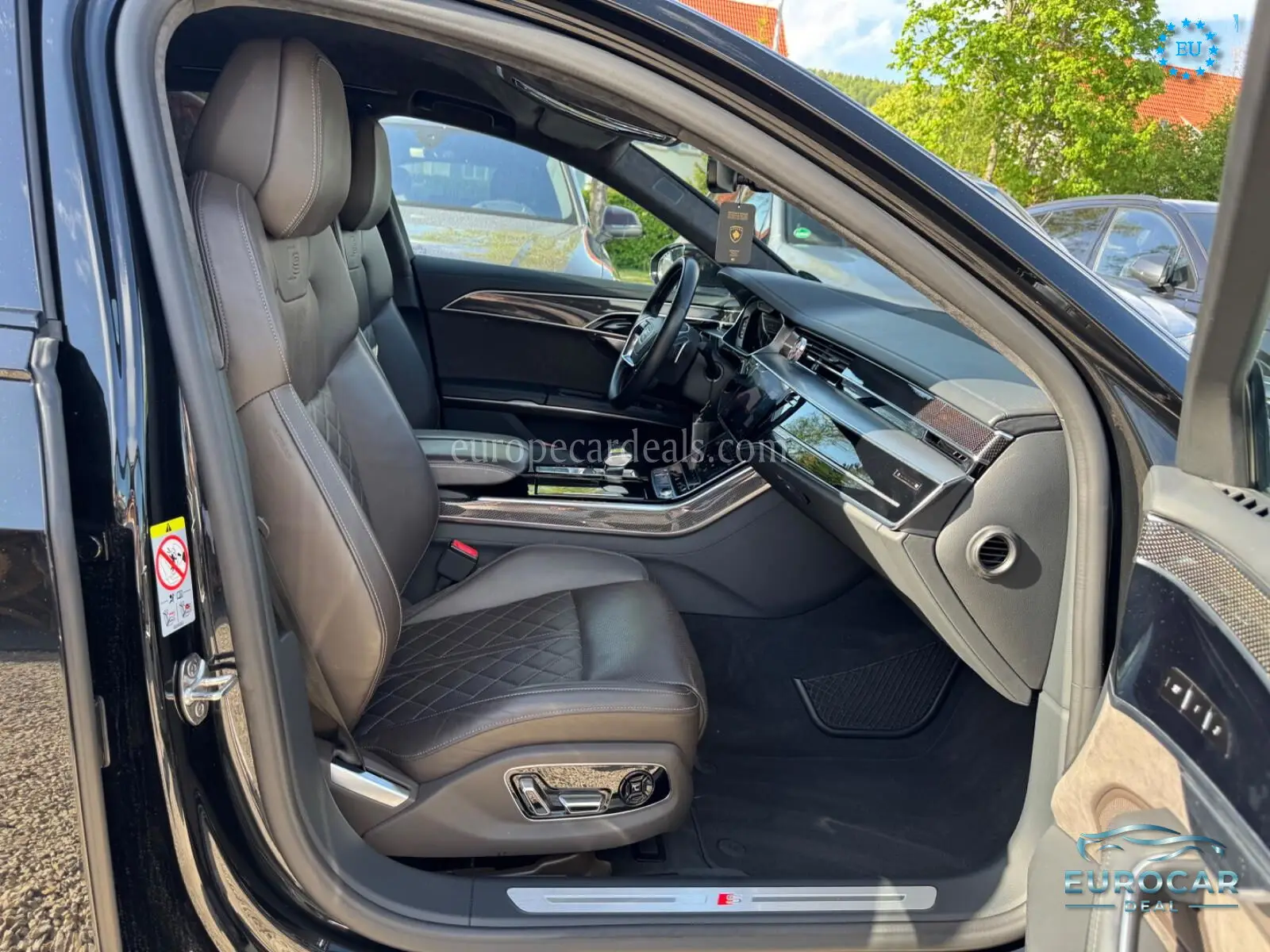 Audi S8