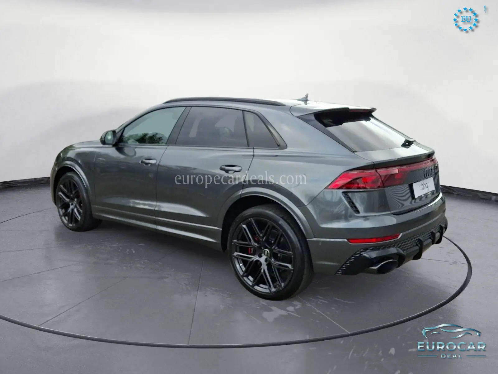 Audi RSQ8