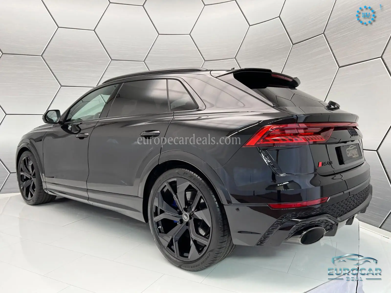 Audi RSQ8