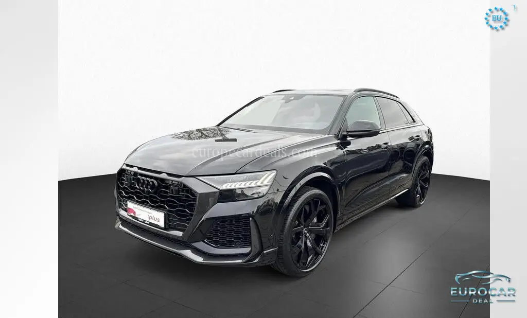 Audi RSQ8