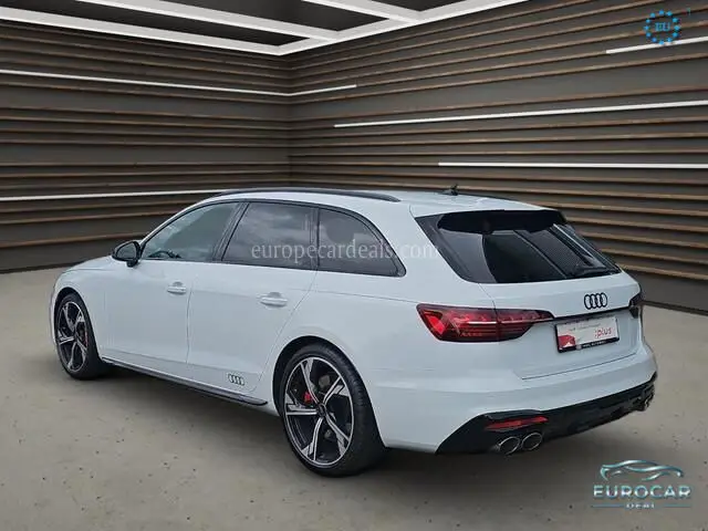 Audi S4