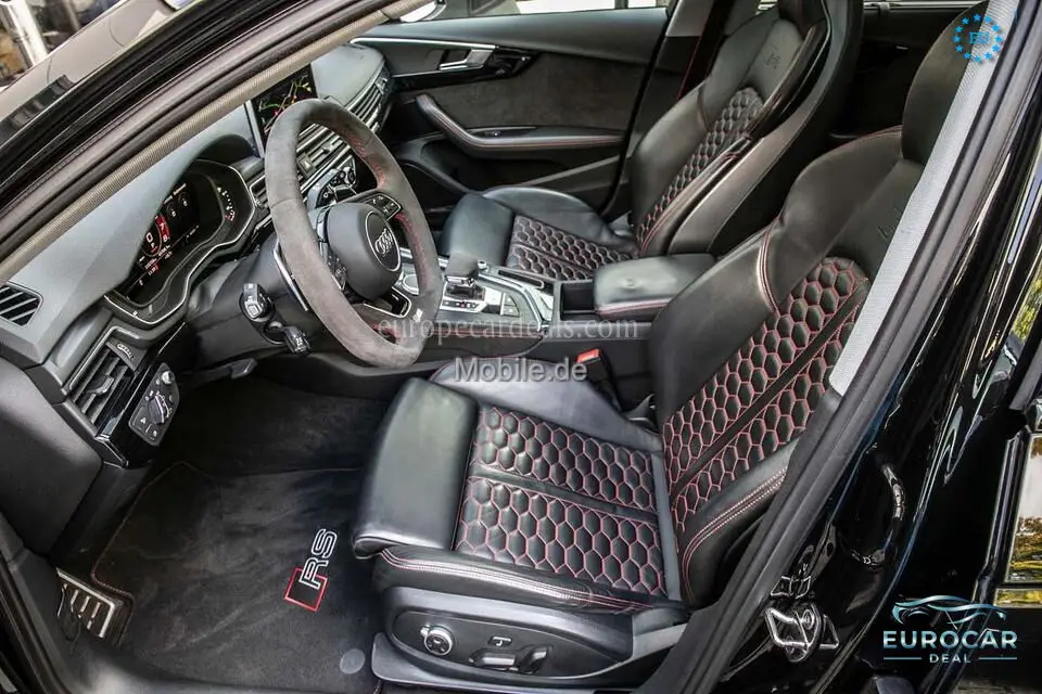 Audi RS4