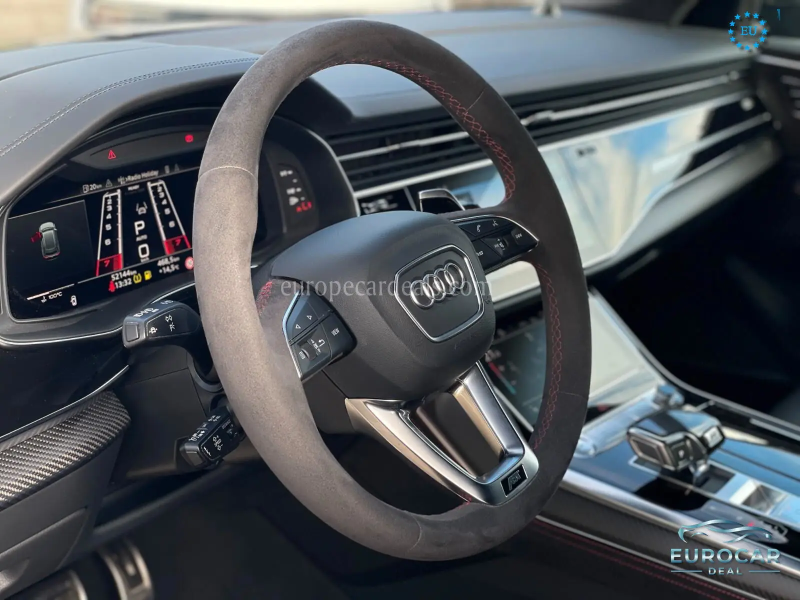 Audi RSQ8