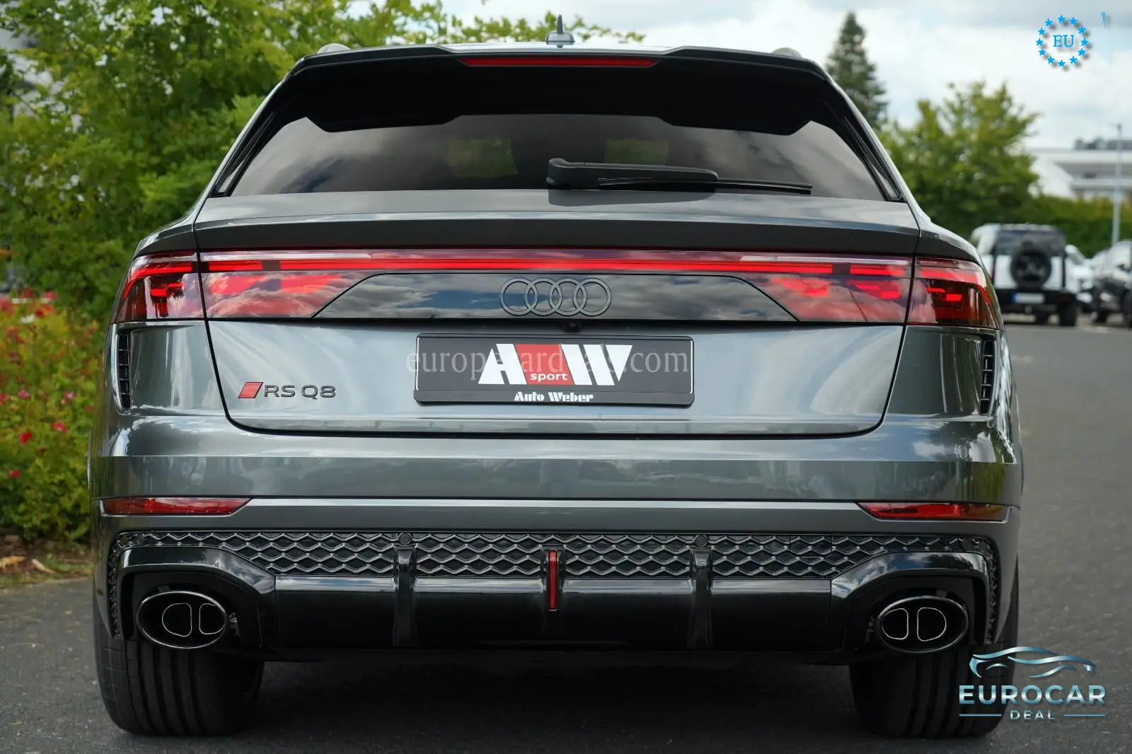 Audi RSQ8
