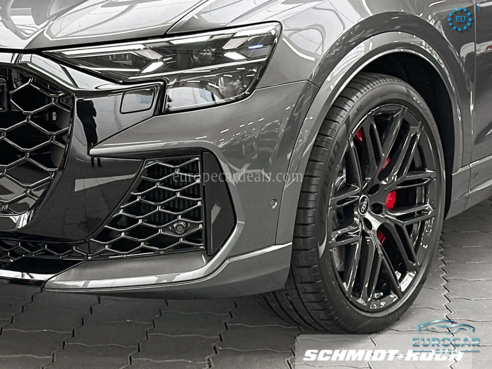 Audi RSQ8