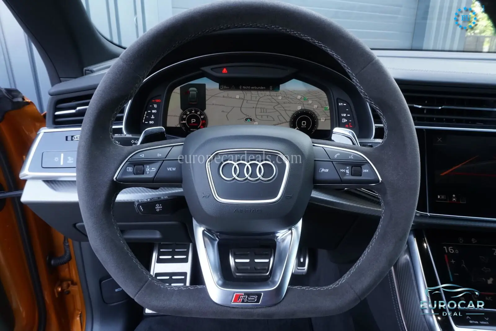 Audi RSQ8