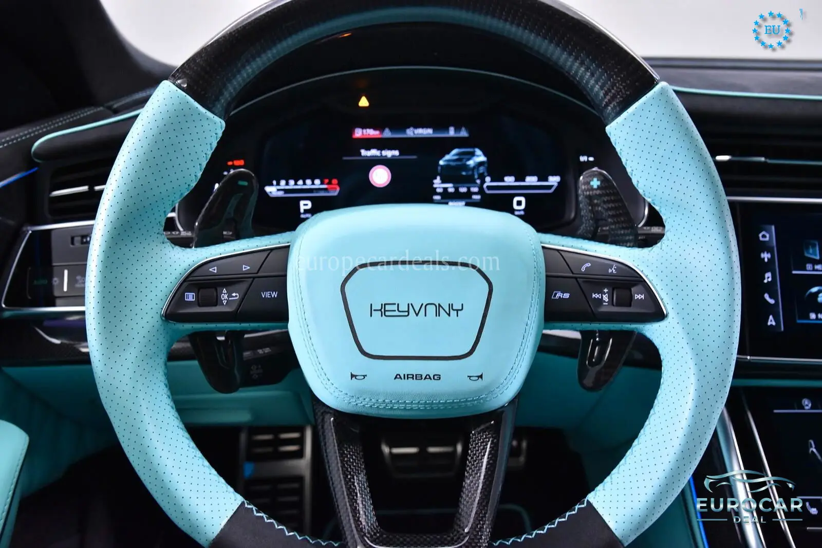 Audi RSQ8