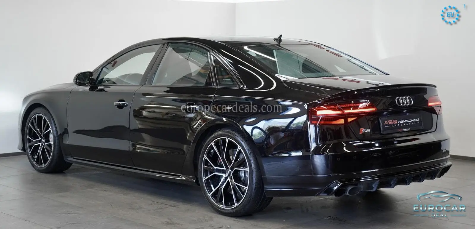 Audi S8