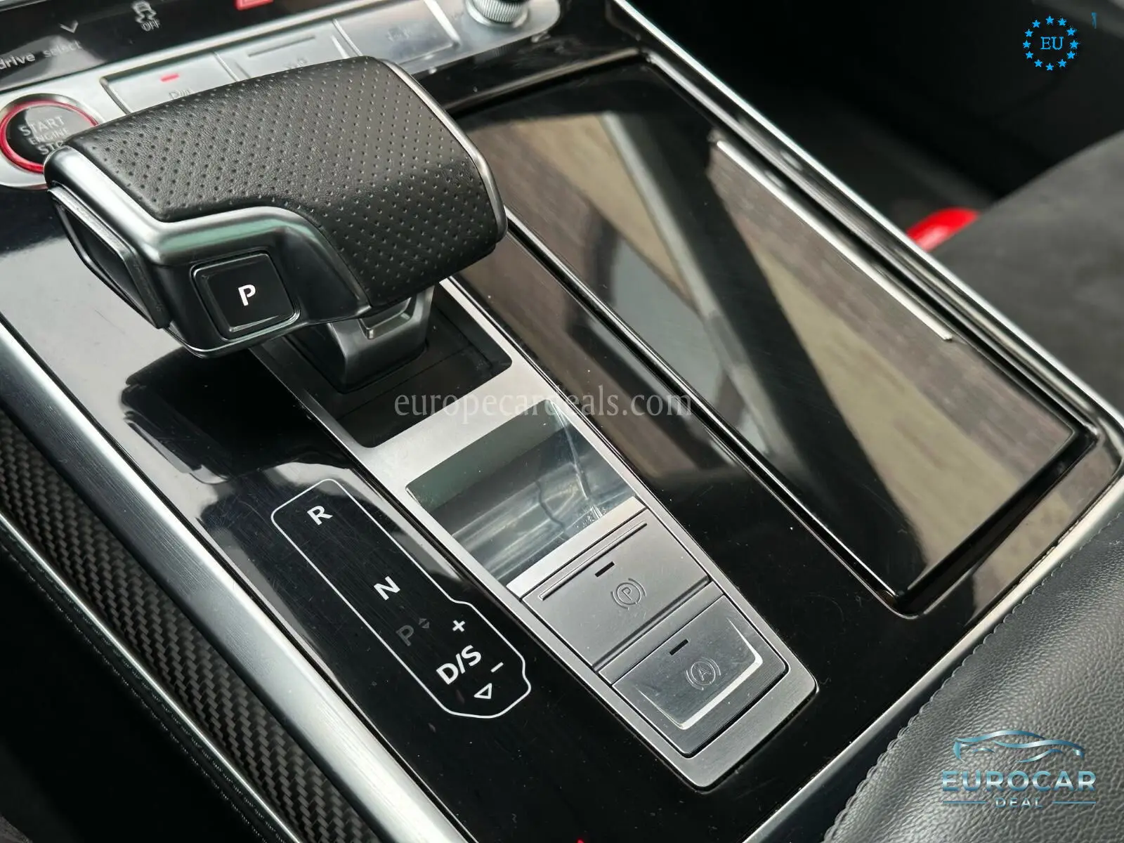 Audi RSQ8