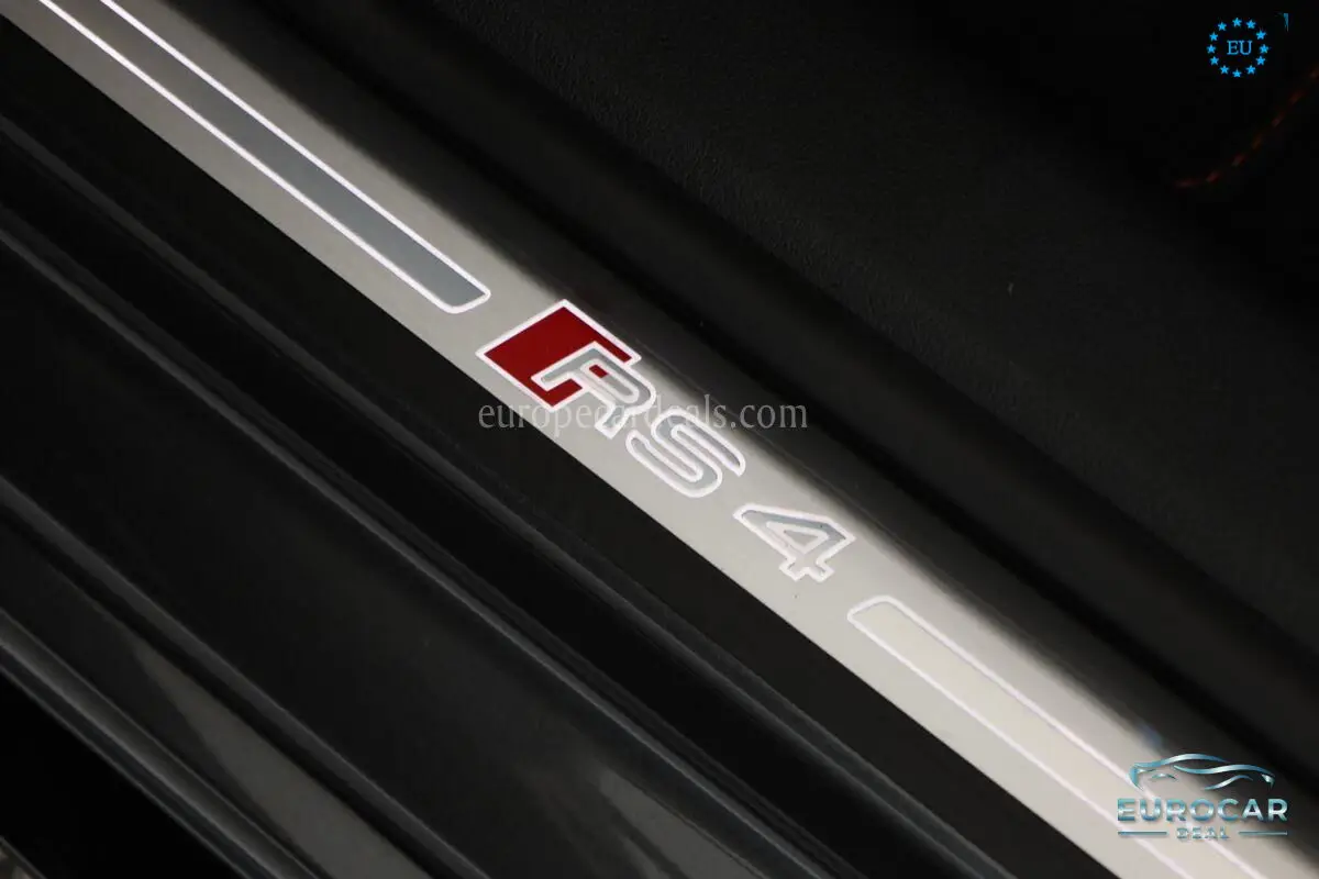 Audi RS4