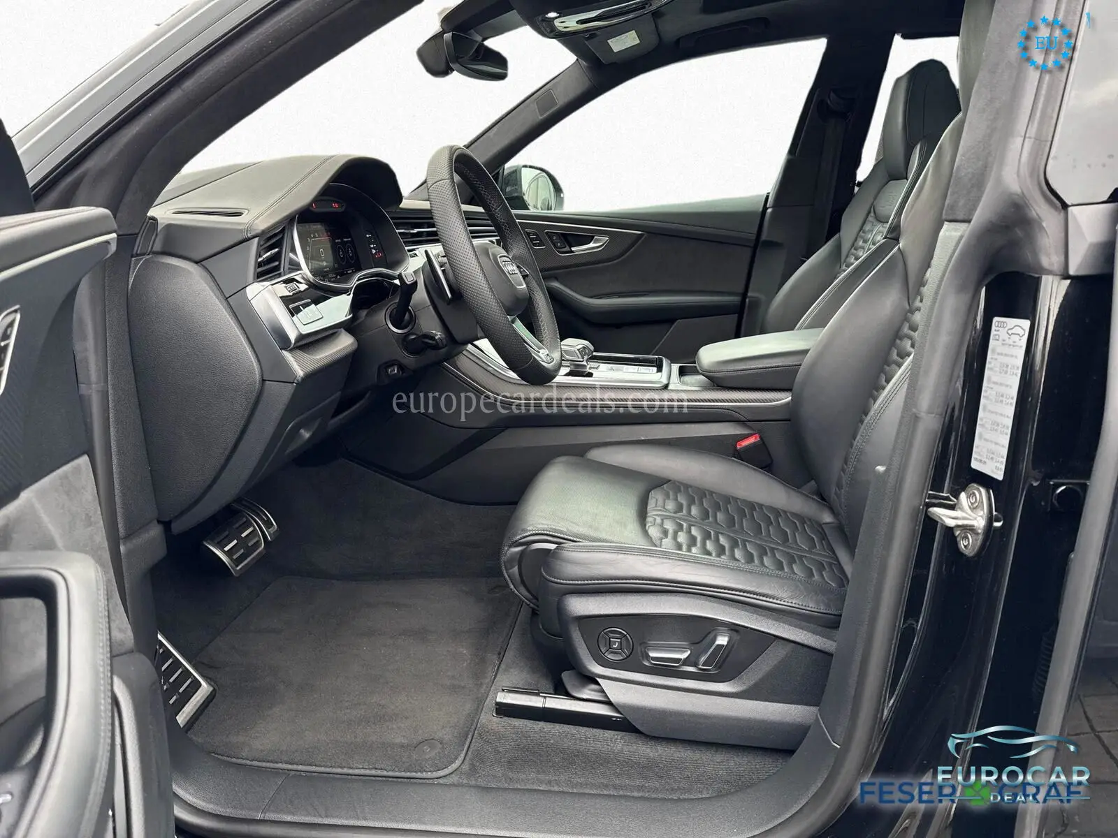 Audi RSQ8