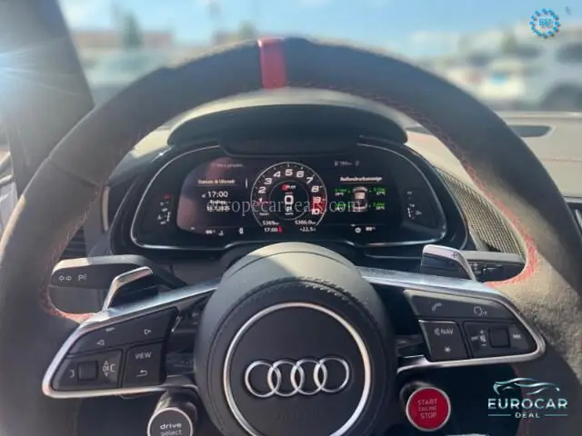 Audi R8
