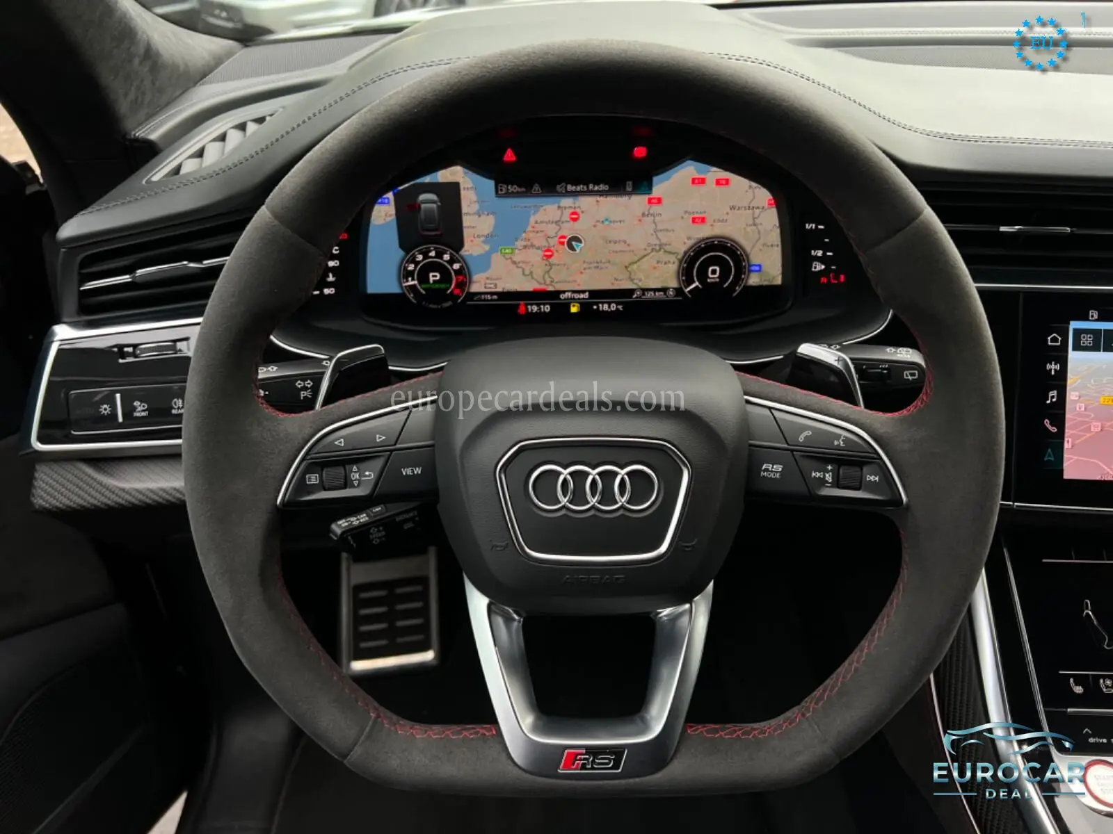 Audi RSQ8