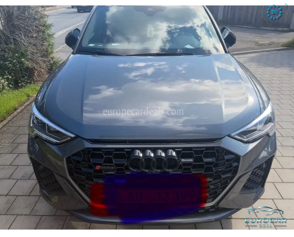Audi RSQ3