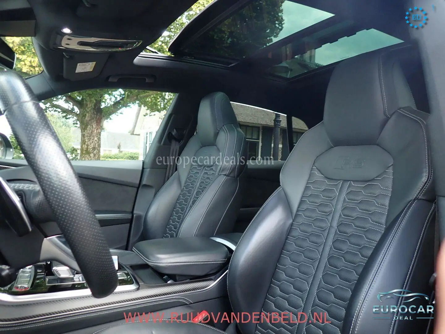 Audi RSQ8